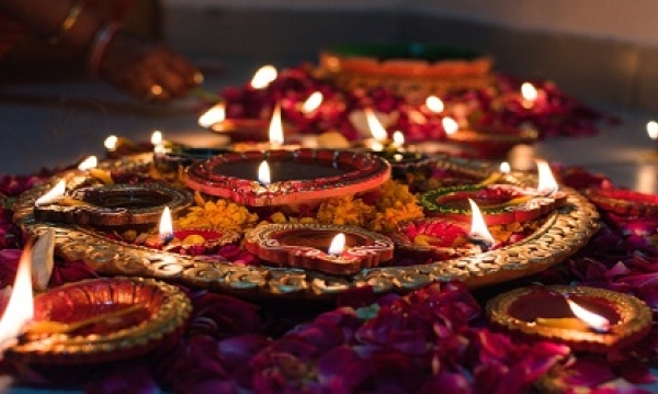Diwali starts in Cricklewood
